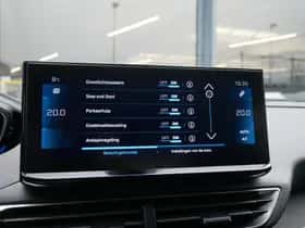 Peugeot 3008 (2021) thumbnail 21
