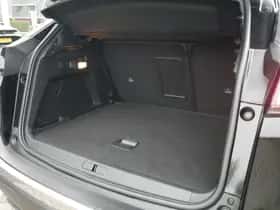 Peugeot 3008 (2021) thumbnail 8