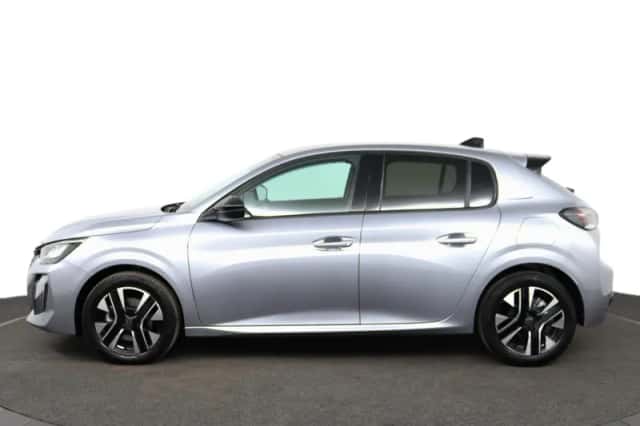 Peugeot 208 (2024) thumbnail 3