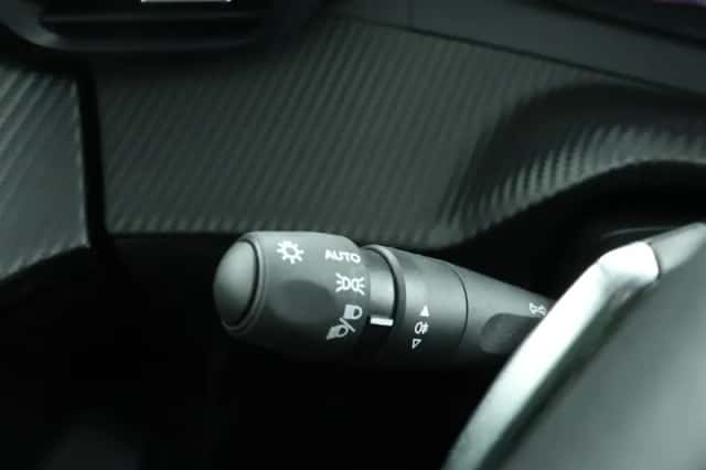 Peugeot 208 (2024) thumbnail 24