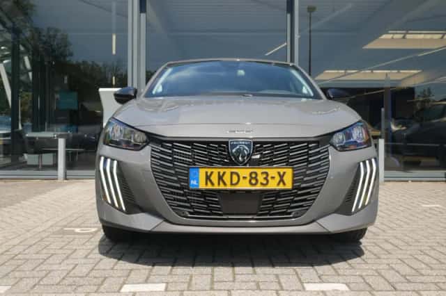 Peugeot 208 (2025) thumbnail 6
