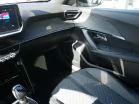 Peugeot 2008 (2025) thumbnail 14