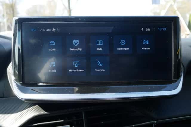 Peugeot 2008 (2025) thumbnail 30