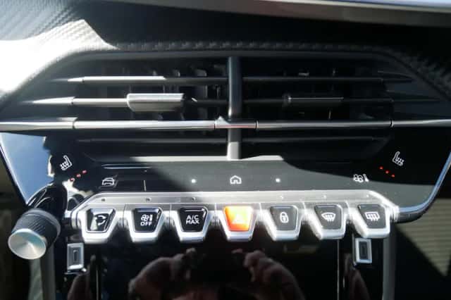 Peugeot 2008 (2025) thumbnail 34