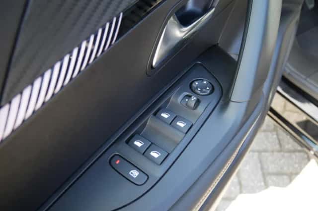 Peugeot 2008 (2025) thumbnail 38
