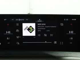 Peugeot e-3008 (2025) thumbnail 6