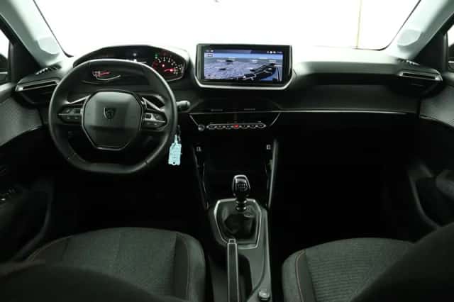 Peugeot 208 (2025) thumbnail 6