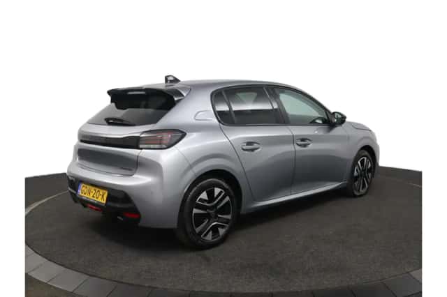 Peugeot 208 (2024) thumbnail 2