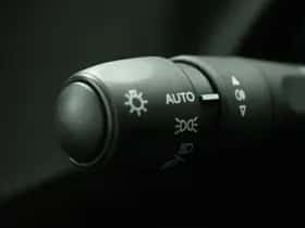 Peugeot 208 (2024) thumbnail 25