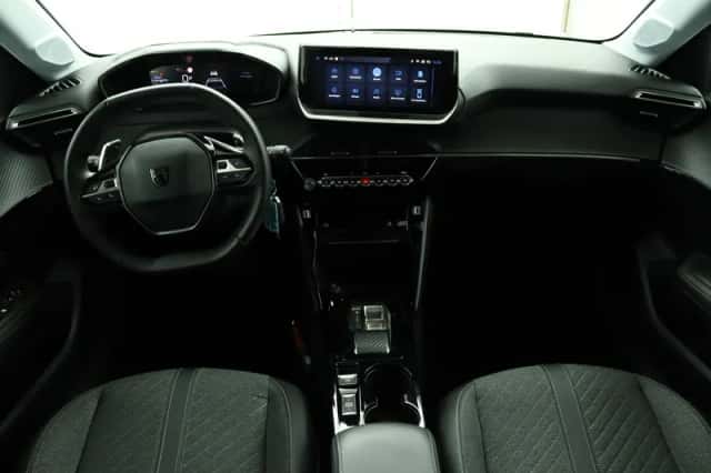 Peugeot 208 (2024) thumbnail 4