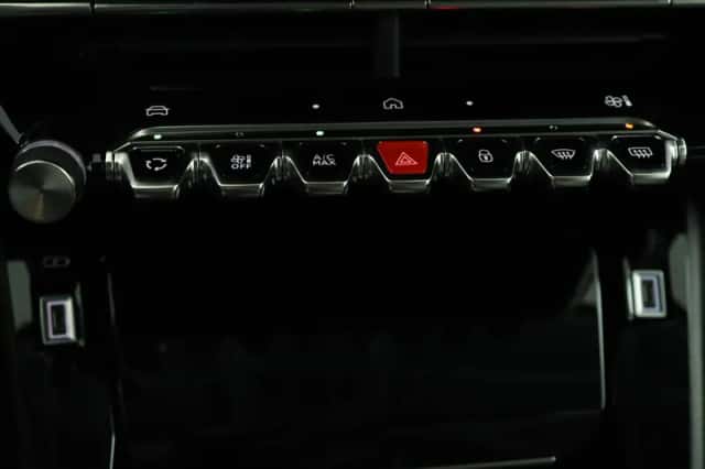 Peugeot 208 (2024) thumbnail 6