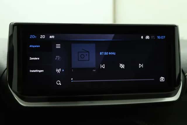 Peugeot 208 (2025) thumbnail 6