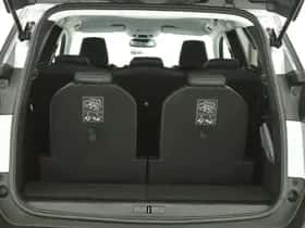 Peugeot 5008 (2021) thumbnail 18