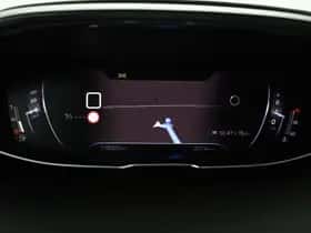 Peugeot 5008 (2021) thumbnail 37