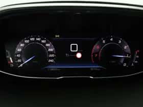 Peugeot 5008 (2021) thumbnail 5