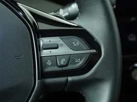 Peugeot 308 (2023) thumbnail 30