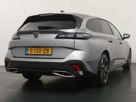 Peugeot 308 (2023) thumbnail 9