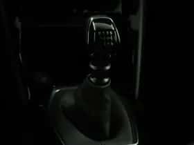 Peugeot 2008 (2023) thumbnail 22