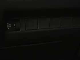 Peugeot 2008 (2023) thumbnail 25