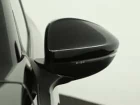 Peugeot 2008 (2023) thumbnail 33