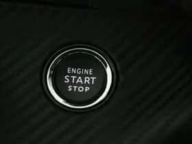 Peugeot 2008 (2023) thumbnail 41