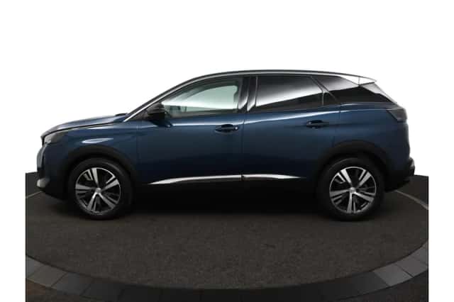 Peugeot 3008 (2022) thumbnail 3