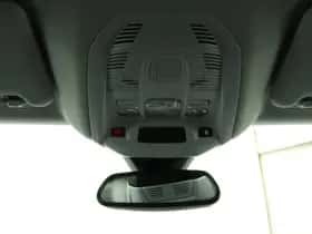 Peugeot 3008 (2022) thumbnail 25