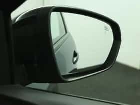 Peugeot 3008 (2022) thumbnail 35