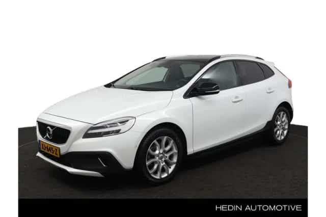 Volvo V40 (2019) thumbnail 1