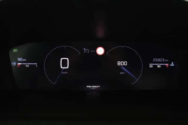 Peugeot 2008 (2025) thumbnail 5