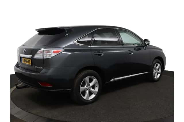 Lexus RX (2011) thumbnail 2