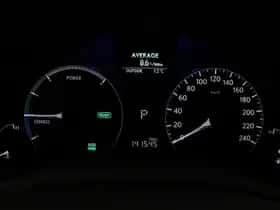 Lexus RX (2011) thumbnail 49