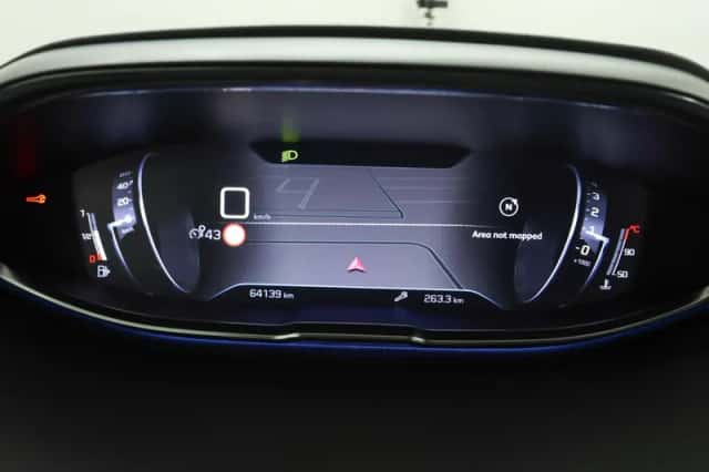 Peugeot 3008 (2020) thumbnail 5