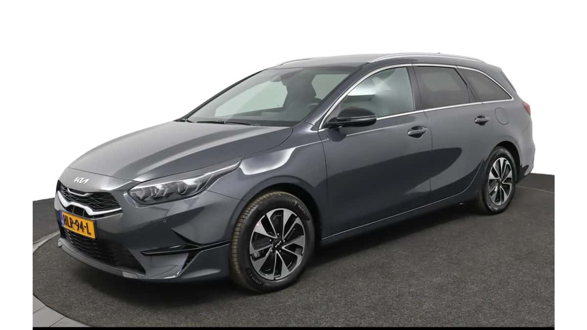 Kia Ceed Sportswagon (2025) — foto 1