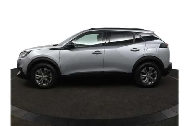Peugeot e-2008 (2023) thumbnail 4