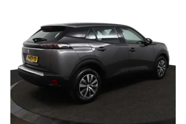 Peugeot 2008 (2020) thumbnail 2