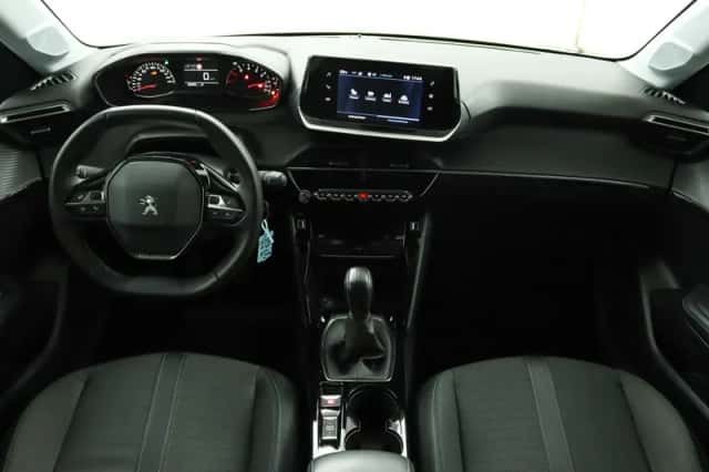 Peugeot 208 (2022) thumbnail 4
