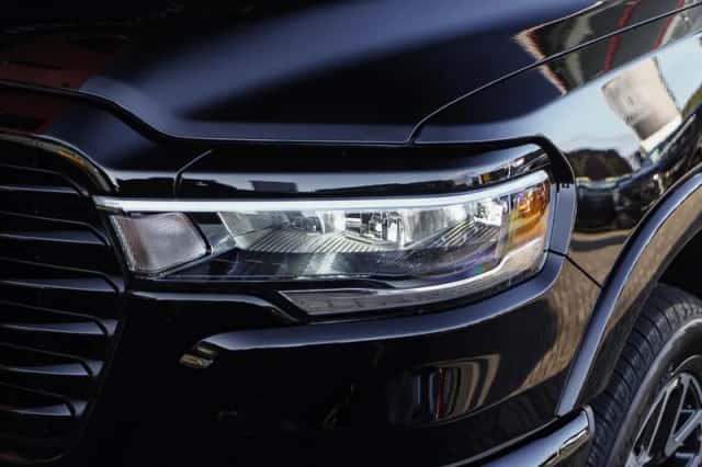 Dodge Ram (2024) thumbnail 18