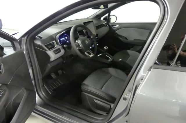 Renault Clio (2026) thumbnail 13