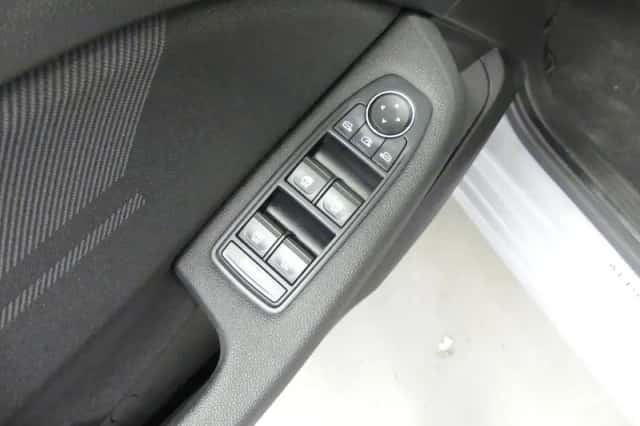 Renault Clio (2025) thumbnail 24