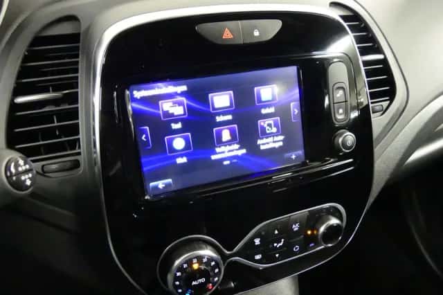 Renault Captur (2019) thumbnail 27