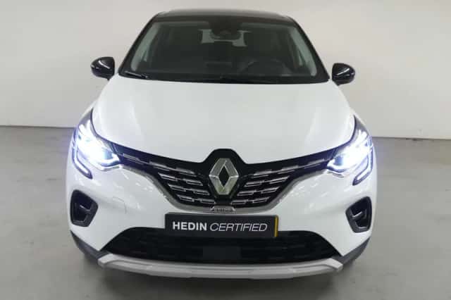 Renault Captur (2022) thumbnail 4