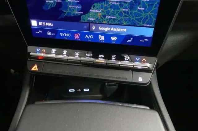 Renault Austral (2025) thumbnail 21