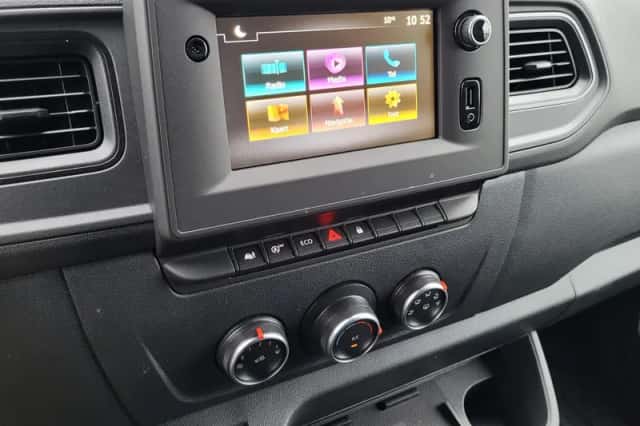 Renault Master (2024) thumbnail 16