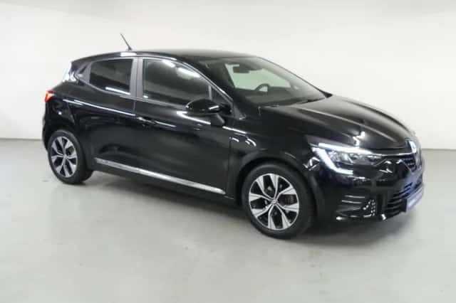 Renault Clio (2023) thumbnail 2