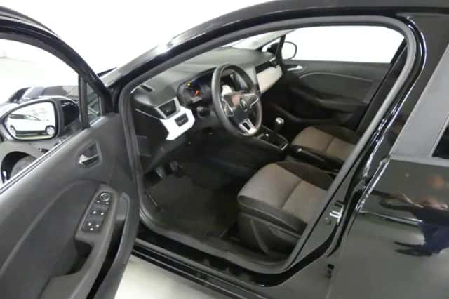 Renault Clio (2023) thumbnail 13