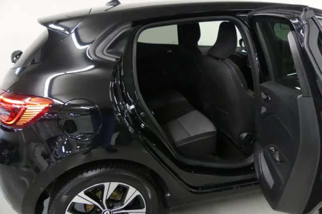 Renault Clio (2023) thumbnail 16