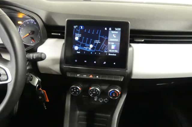 Renault Clio (2023) thumbnail 19