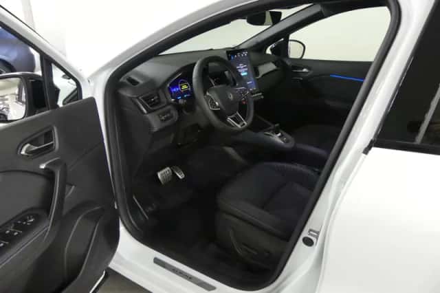 Renault Captur (2026) thumbnail 13