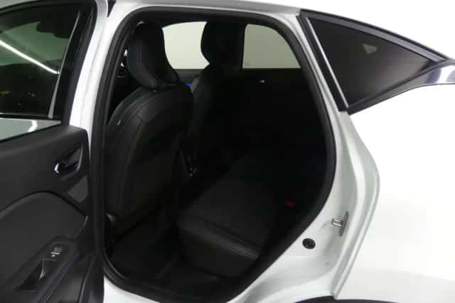 Renault Captur (2026) thumbnail 15